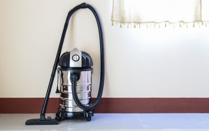 Cara Membersihkan dan Menjaga Vacuum Cleaner Agar Awet
