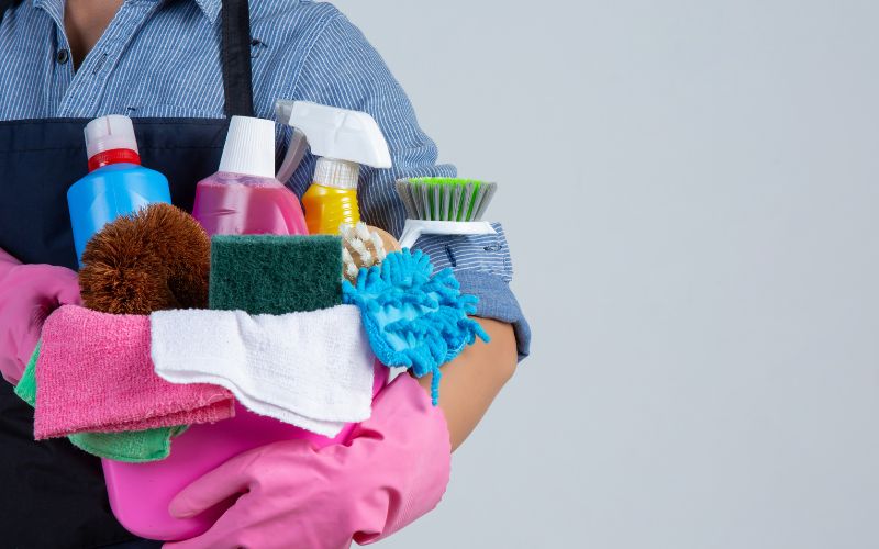 Tugas Rutin dan Tanggung Jawab Staff Cleaning Service